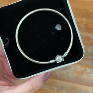 Pandora Charm Bracelet Bow Bangle